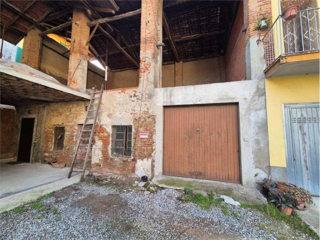 Box in vendita a Cirimido, Lombardia
