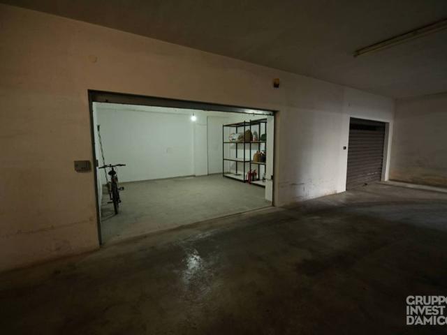 Box in vendita a Puglia, Brindisi