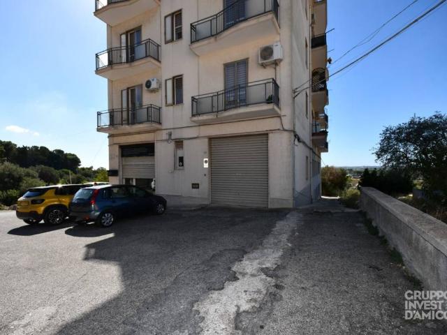 Box in vendita a Puglia, Brindisi