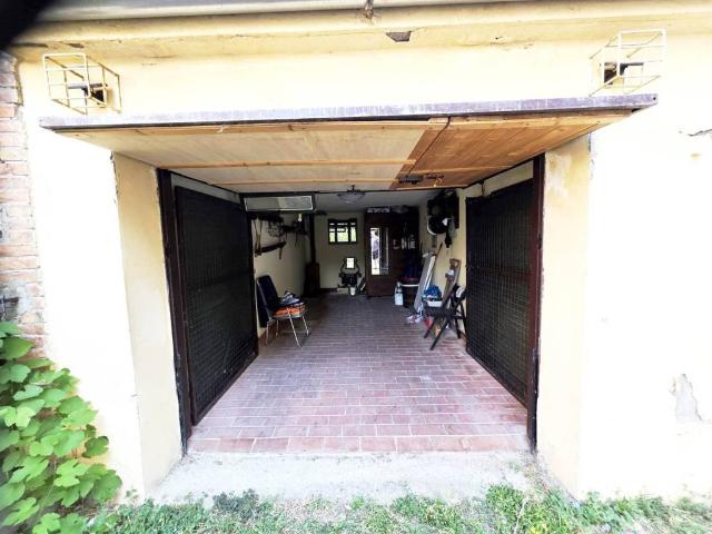 Box in vendita a Canale, Città Della Pieve