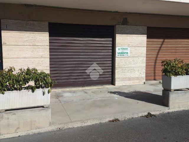 Box in vendita a San Leo Bastia, Umbria