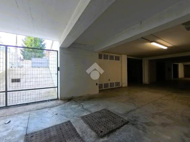 Box in vendita a San Marone, Marche