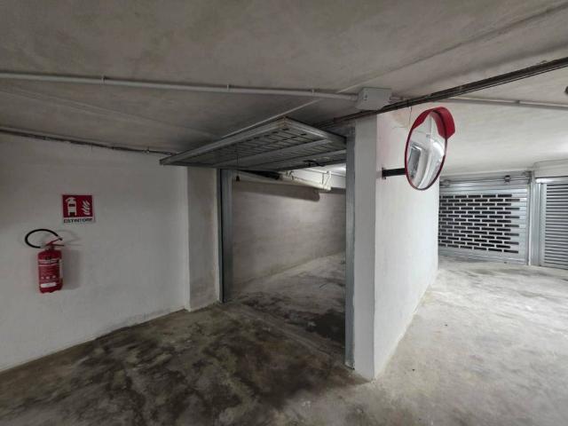Box in vendita a Marche, Macerata