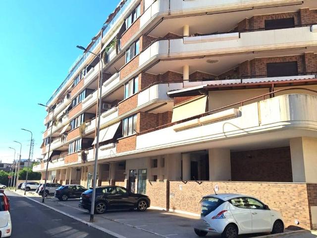 Box in vendita a San Liborio, Roma Capitale