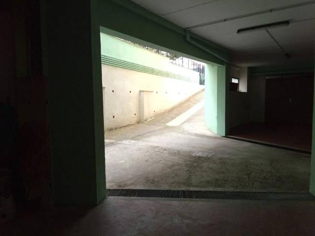 Box in vendita a Cisterna Faro, Roma Capitale