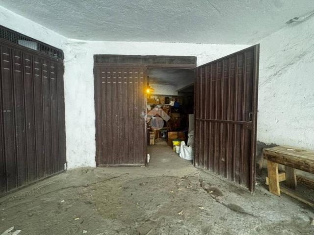 Box in vendita a Cisterna Faro, Civitavecchia