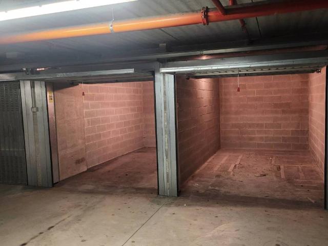 Box in vendita a Clusone, Lombardia