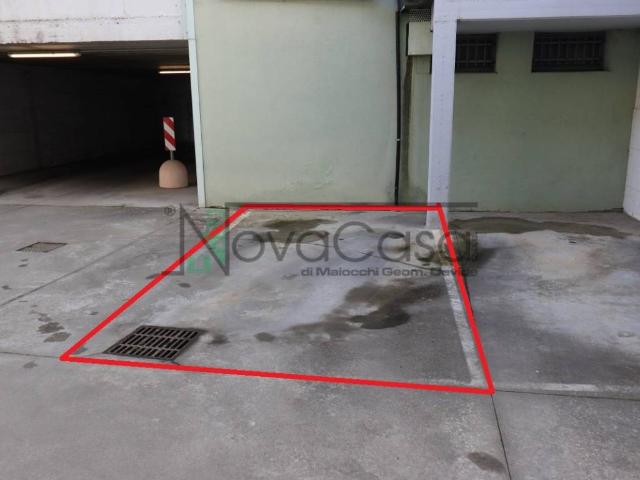 Box in vendita a Codogno, Lombardia
