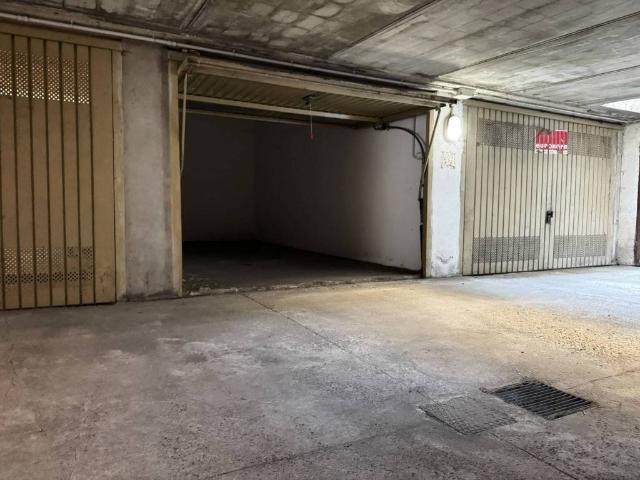 Box in vendita a Collecchio, Reggio Emilia