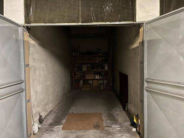 Box in vendita a Leumann, Piemonte