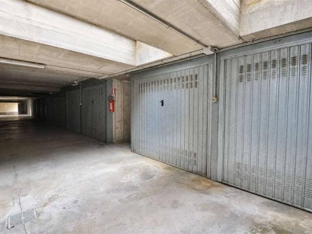 Box in vendita a Leumann, Piemonte