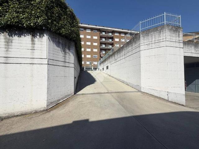 Box in vendita a Piemonte, Torino