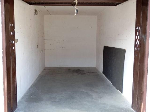 Box in vendita a San Giuliano Monzese, Cologno Monzese