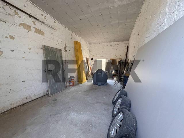 Box in vendita a Comiso, Sicilia