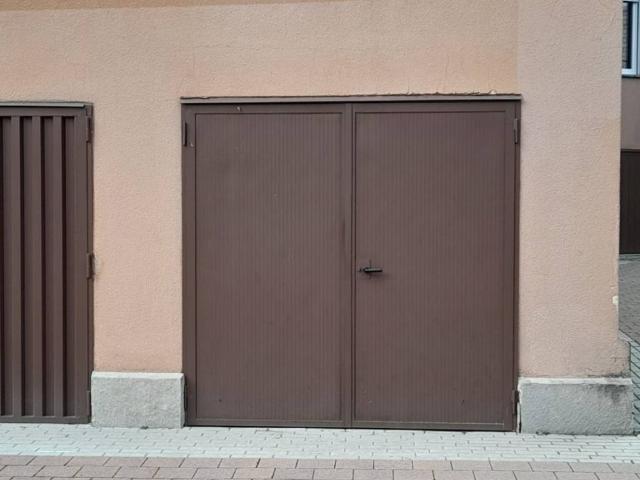 Box in vendita a Como, Lombardia