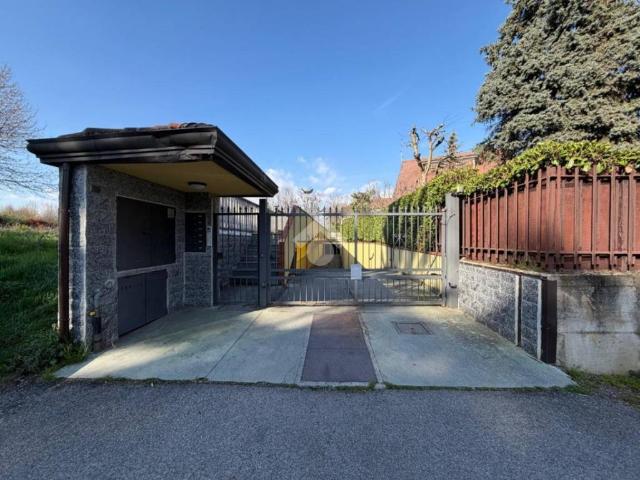 Box in vendita a Agrate Brianza, Lombardia