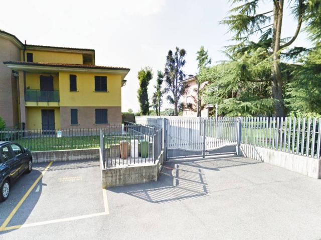 Box in vendita a Concorezzo, Lombardia