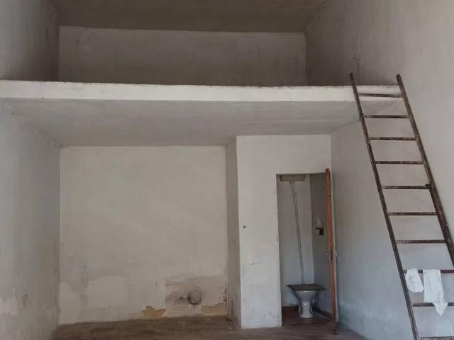 Box in vendita a Corato, Bari