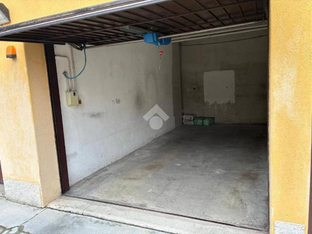 Box in vendita a Corbetta, Lombardia