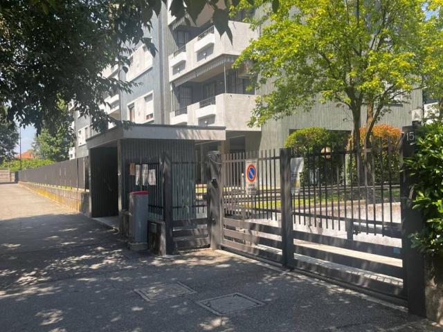 Box in vendita a Zona Omogenea Milano Nord, Cormano