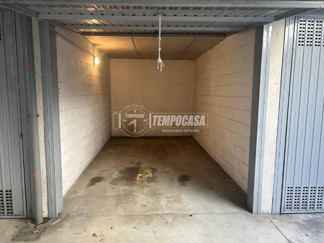 Box in vendita a Zona Omogenea Milano Nord, Cormano