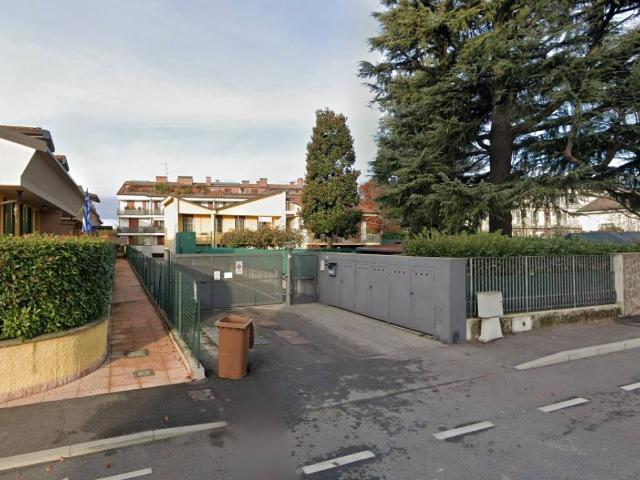 Box in vendita a Cornate D'adda, Lombardia