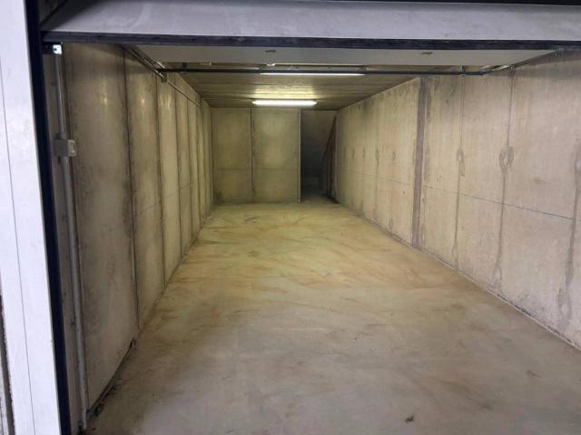 Box in vendita a Cornate D'adda, Lombardia