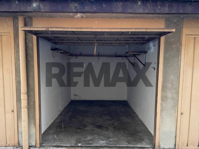 Box in vendita a Cornate D'adda, Lombardia