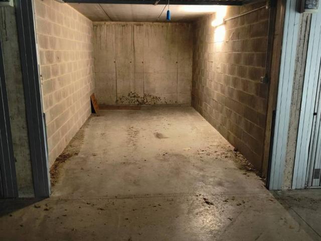 Box in vendita a Cornate D'adda, Lombardia