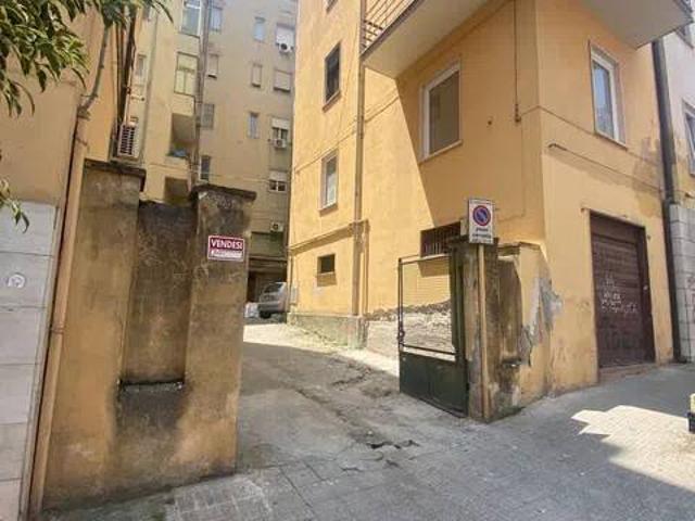 Box in vendita a Calabria, Cosenza
