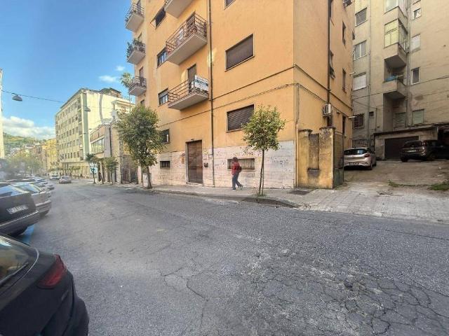 Box in vendita a Calabria, Cosenza