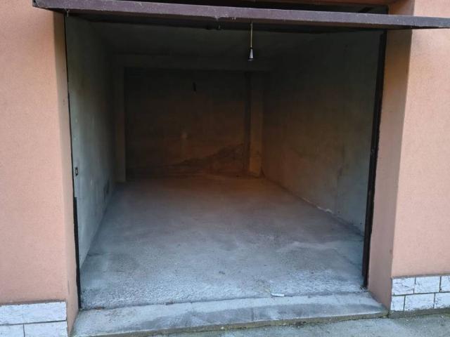 Box in vendita a Crema, Lombardia