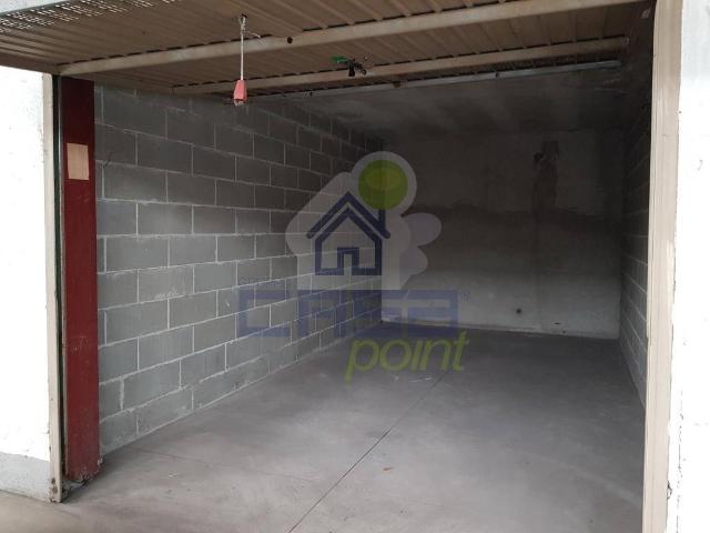 Box in vendita a Borgo Loreto, Cremona