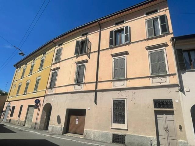 Box in vendita a Zona Castello, Cremona