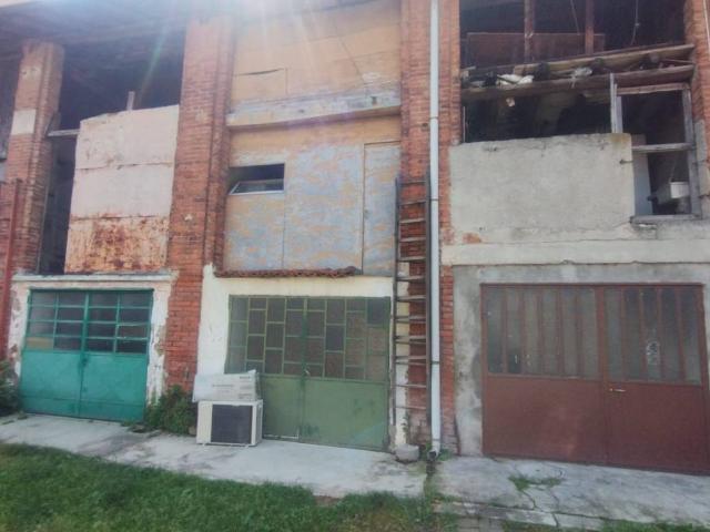 Box in vendita a Cuggiono, Lombardia