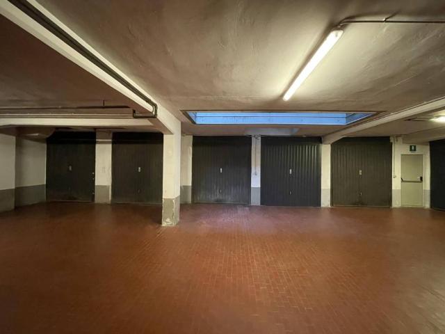Box in vendita a Cuneo Centro, Piemonte