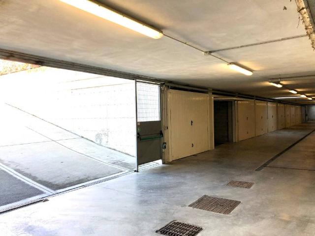 Box in vendita a Piemonte, Cuneo