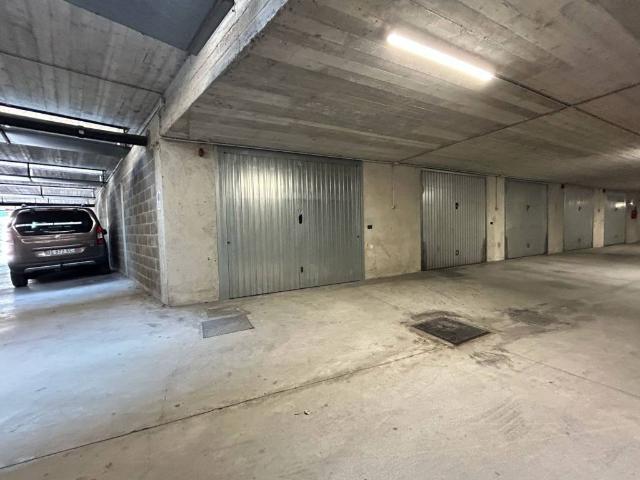 Box in vendita a Piemonte, Cuneo