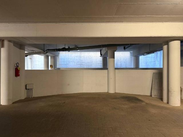 Box in vendita a Borgo San Giuseppe, Cuneo