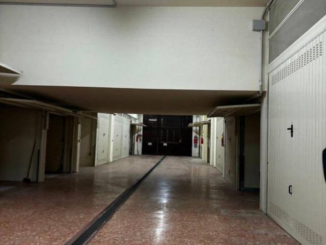 Box in vendita a Cuneo Centro, Piemonte