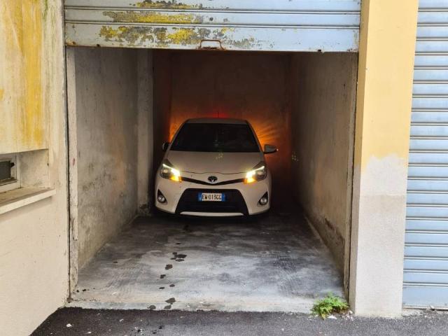 Box in vendita a Cuneo Nuova, Piemonte