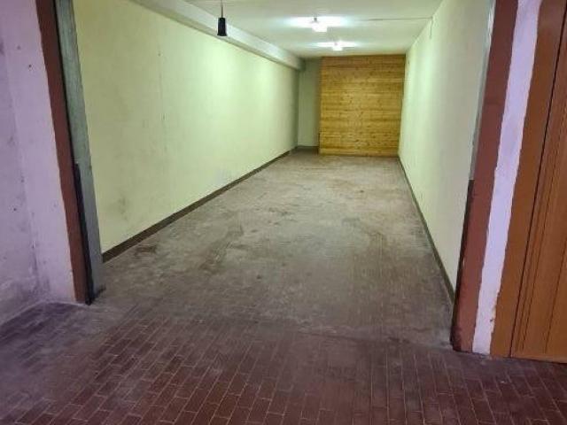 Box in vendita a Piemonte, Cuneo