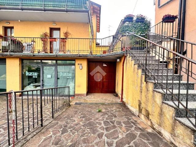 Box in vendita a Dorotina, Mozzo