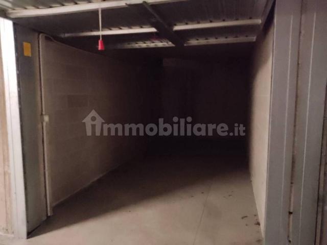 Box in vendita a Mariano al Brembo, Dalmine
