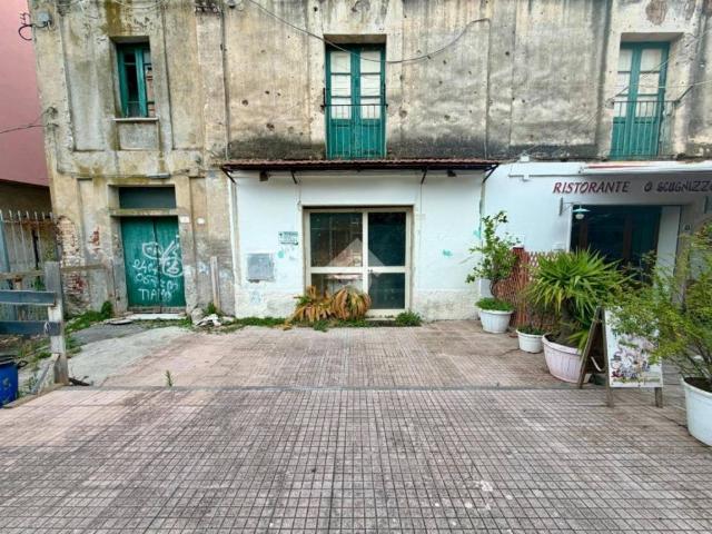 Box in vendita a Calabria, Cosenza