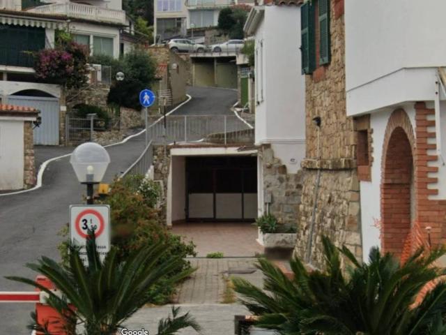 Box in vendita a Diano Calderina, Diano Marina