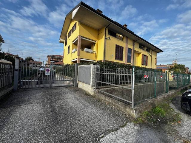 Box in vendita a Dresano, Lombardia