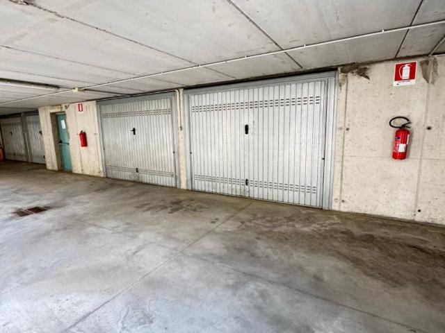 Box in vendita a Erbusco, Lombardia