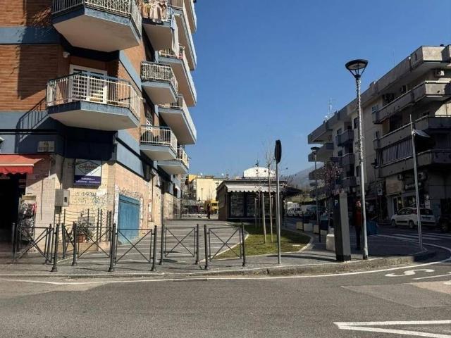 Box in vendita a Ercolano, Campania