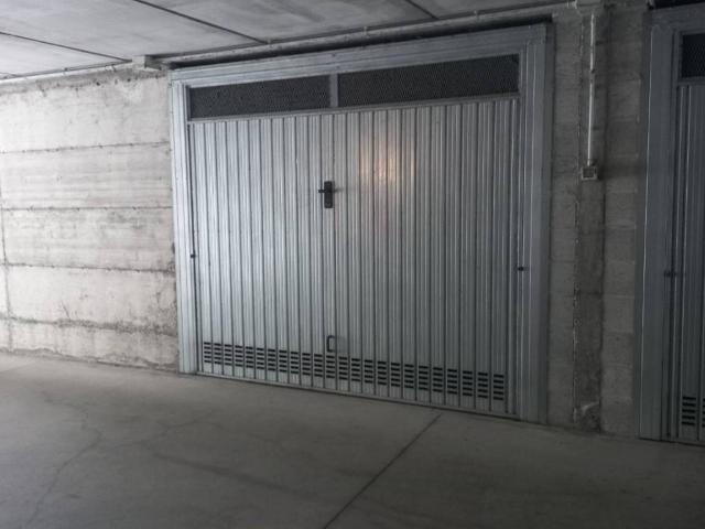 Box in vendita a Eupilio, Lombardia